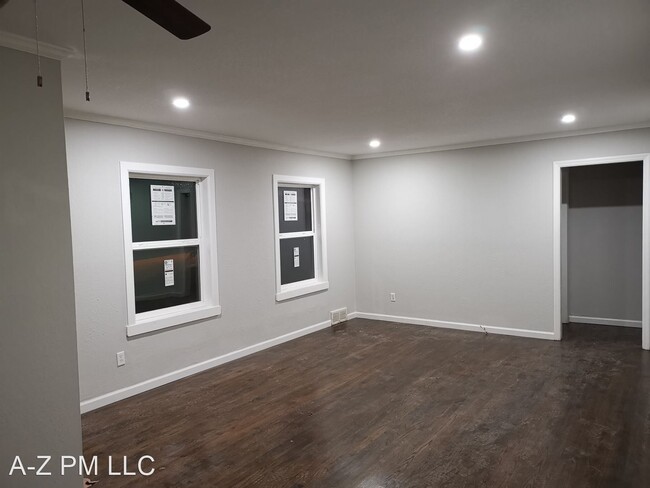 Building Photo - 3 br, 2 bath House - 5704 NEWTON AVE