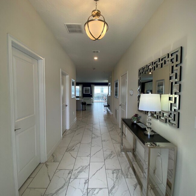 Building Photo - CHAMPIONS GATE FURNISHED 8 BEDROOM - LONG ...