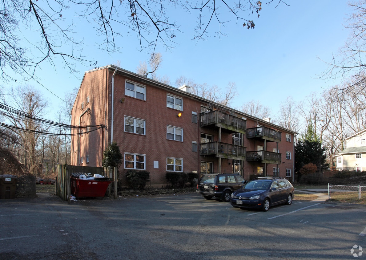 Primary Photo - 7216 Flower Ave