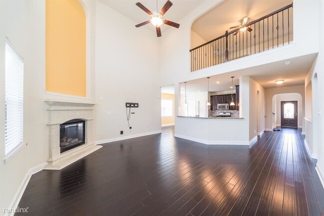 Building Photo - 4 br, 3.5 bath House - 27304 Aspen Falls L...