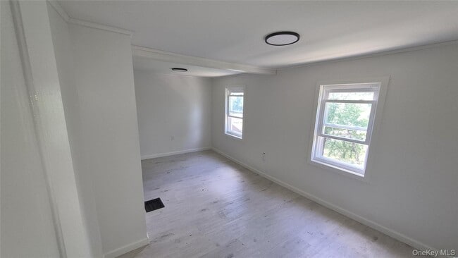 Building Photo - 9 High St