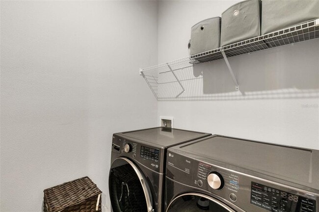 Building Photo - 5606 Silverbridge Trl