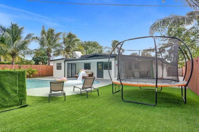 Foto del edificio - 7531 Simms St