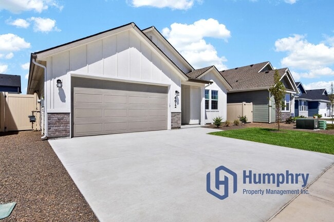 Foto del edificio - Beautiful home minutes from Costco