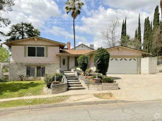 Building Photo - 2804 La Praix St