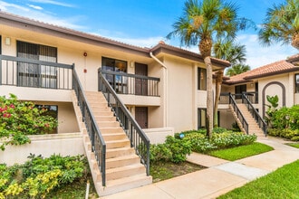Building Photo - 5151 W Club Cir