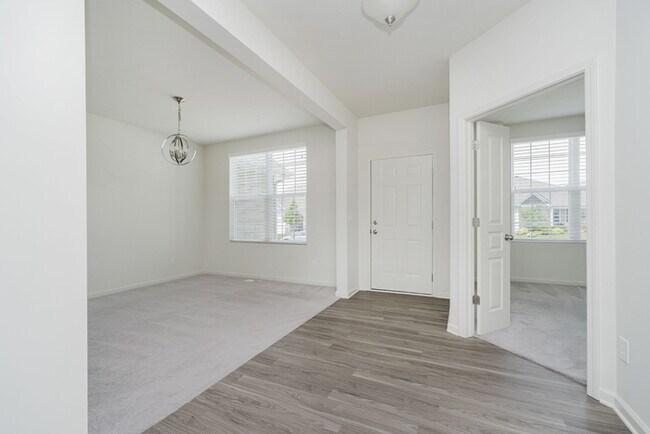 Foto del edificio - Gorgeous Westfield Home - 2800 sq ft and a...