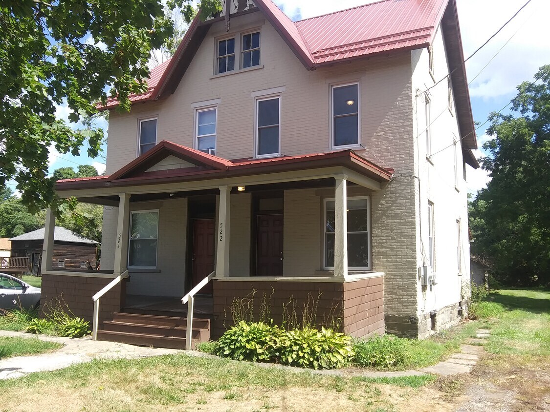 Primary Photo - 522 N Elmer Ave