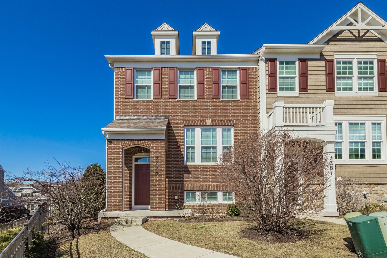 Foto principal - 3279 Coral Ln