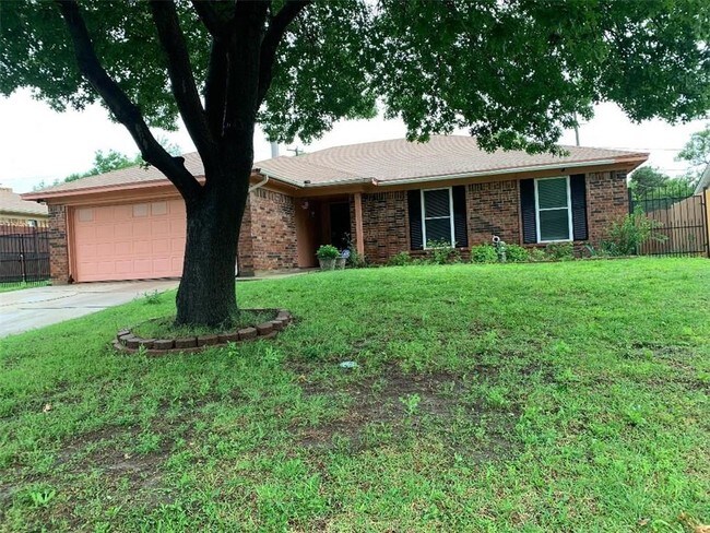 Foto del edificio - 6924 Wicks Trail