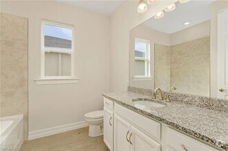 Building Photo - 891 Stonewater Lake Ter