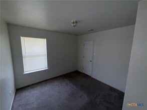 Building Photo - 2901 Tucson Dr