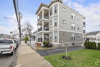 Building Photo - 8 Hallet St