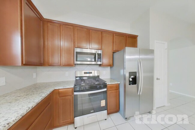 Building Photo - 13702 Sun Bear Ct