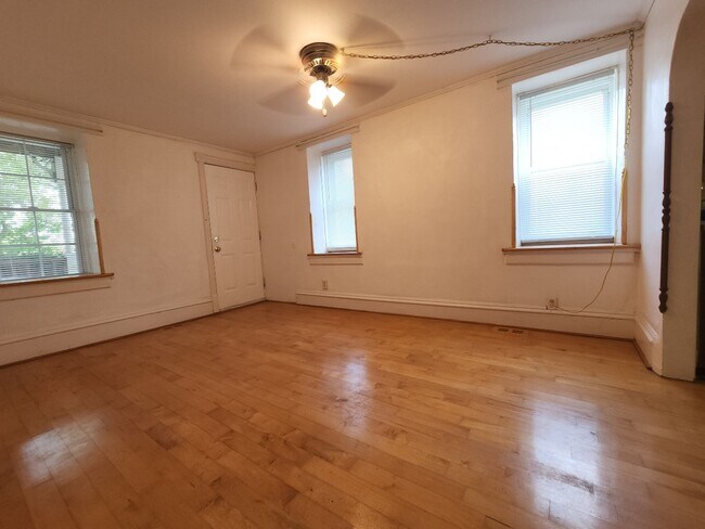 Foto del edificio - 809 N Bluff St