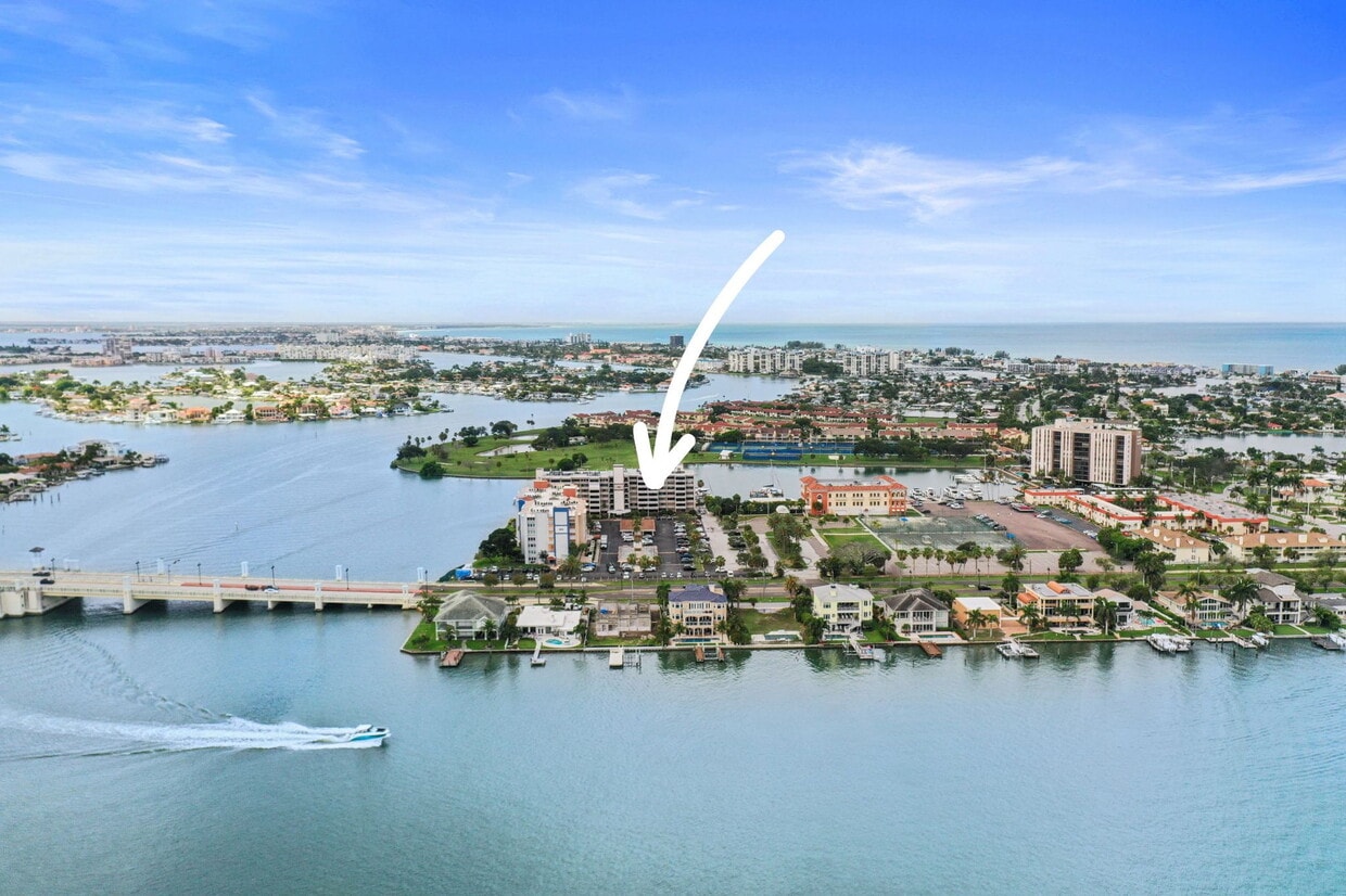 Primary Photo - 450 Treasure Island Causeway