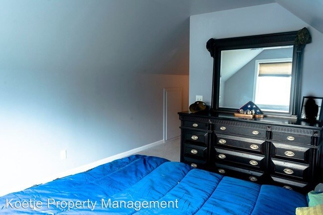 3 Br 2 Bath House 621 S Jerome St For In Oak Building Photo 3 Br 2 Bath House 621 S Jerome St