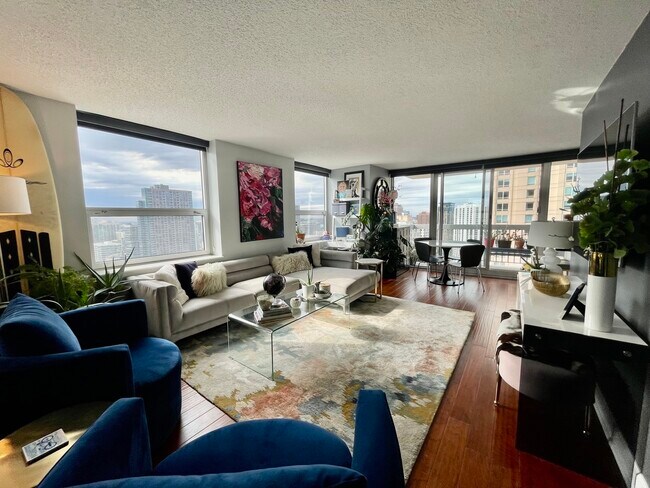 Foto del edificio - 545 N Dearborn St