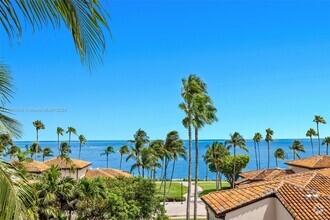 Building Photo - 19144 Fisher Island Dr