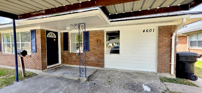 Photo - 4601 W 43rd St House