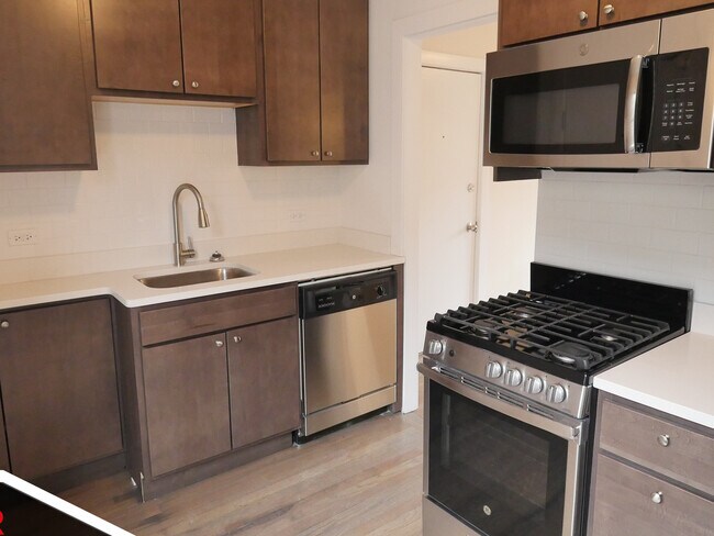 Foto del edificio - 2639 N Spaulding Ave