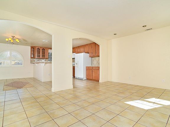 Foto del edificio - Attractive 3 bedroom home