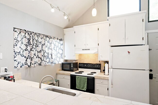 Foto del edificio - 1210 Chatham Ridge