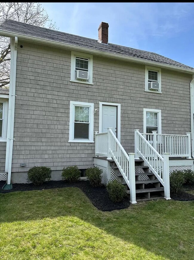 Building Photo - 265 Usquepaugh Rd