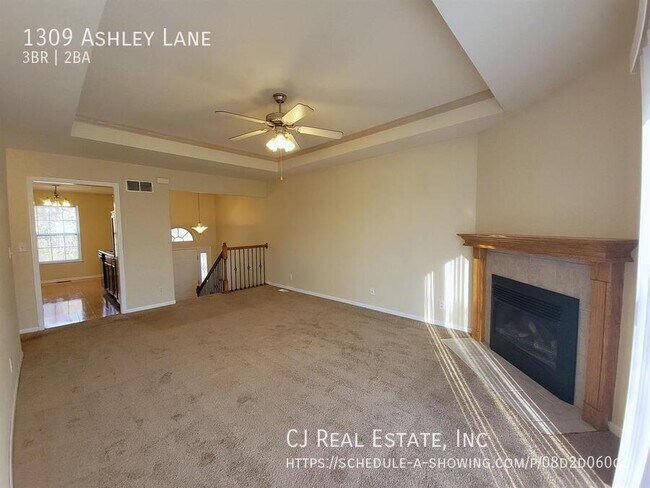 Building Photo - 1309 Ashley Ln