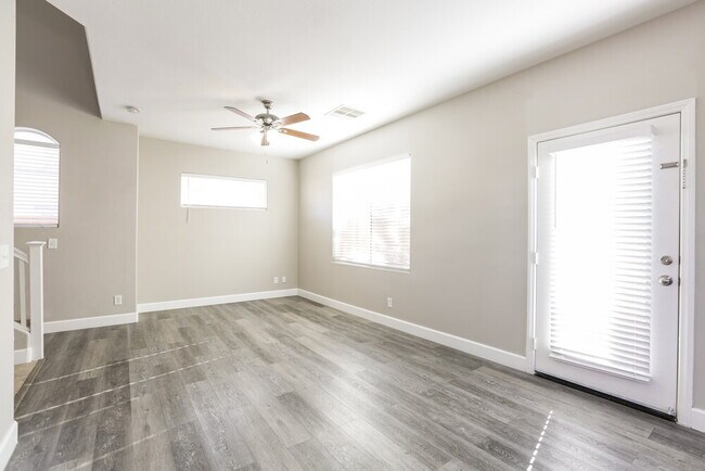 Foto del edificio - 6073 W Traviata Ave