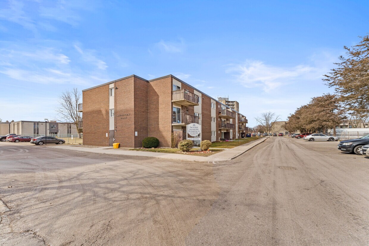 Photo principale - Riverview Park Apartments