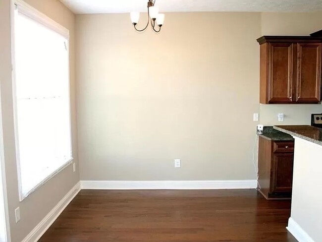Building Photo - 6811 Overview Ln