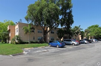 Building Photo - 271 Bonnie Blvd