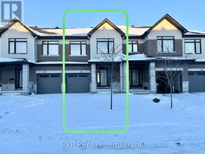 Building Photo - 261 Finsbury Ave