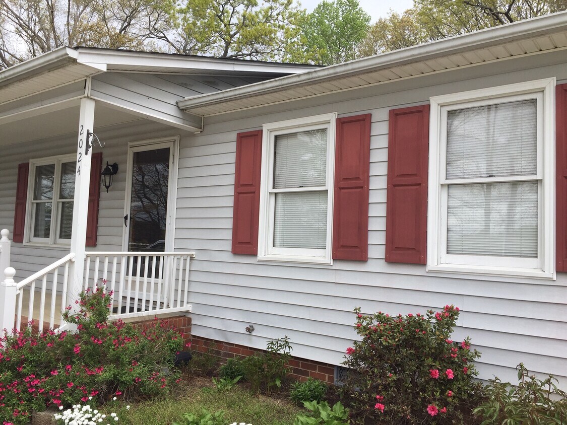 2024 N Fayetteville St Unit 2024, Asheboro, NC 27203 Apartments in Asheboro, NC