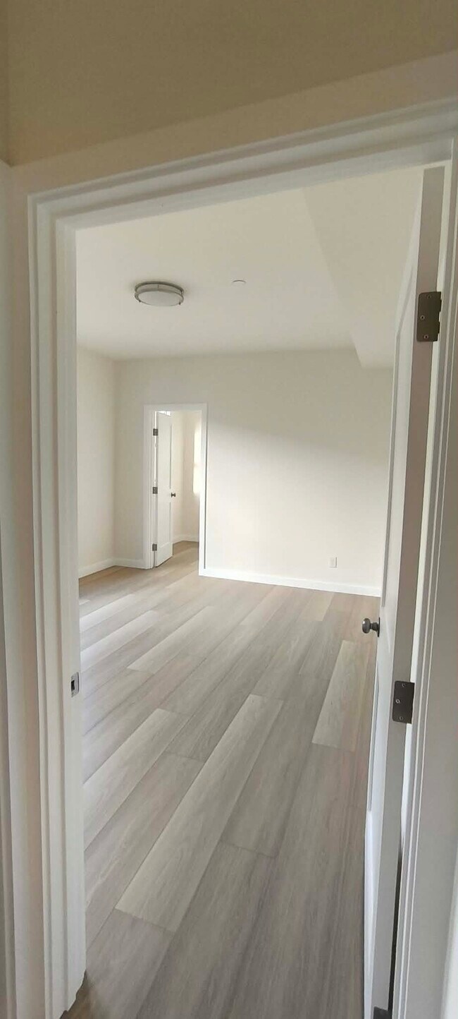 Foto del edificio - La Playa Apartments