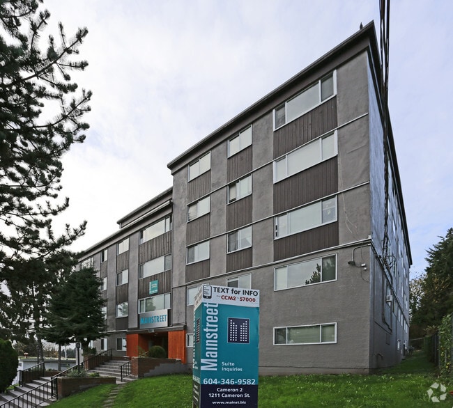 Building Photo - Cameron Manor 2
