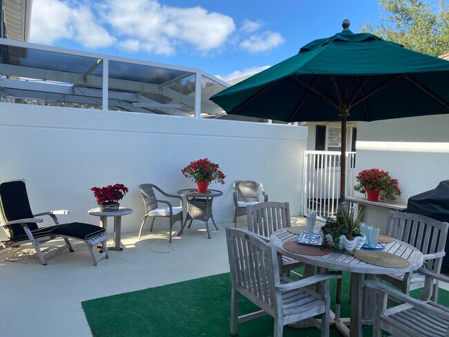 Foto del edificio - 203 Soriano Dr