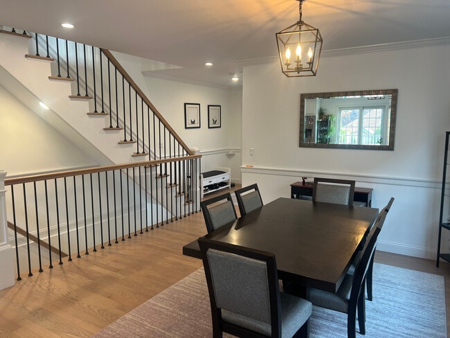 Building Photo - 111-113 Lincoln Ave