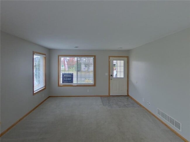 Building Photo - 13758 Flay Ave N