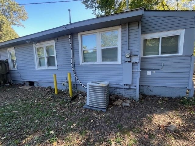 Building Photo - 3411 Rockwood Ave