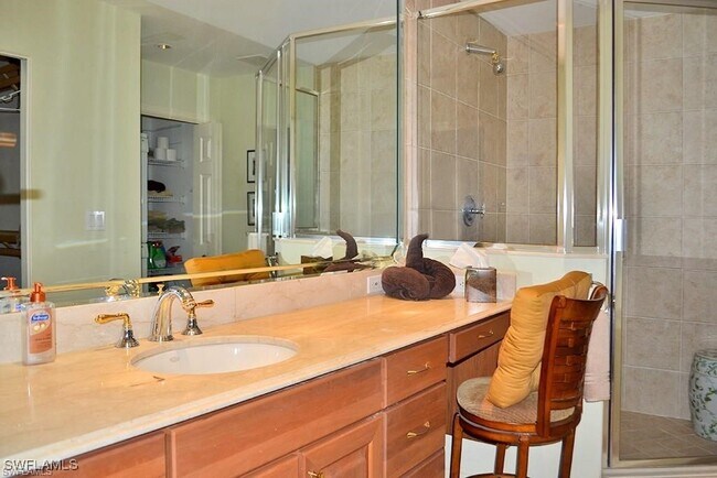 Foto del edificio - 5635 Turtle Bay Dr