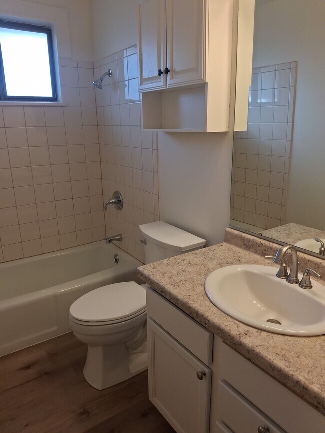 Foto del edificio - 402 N 19th Ave