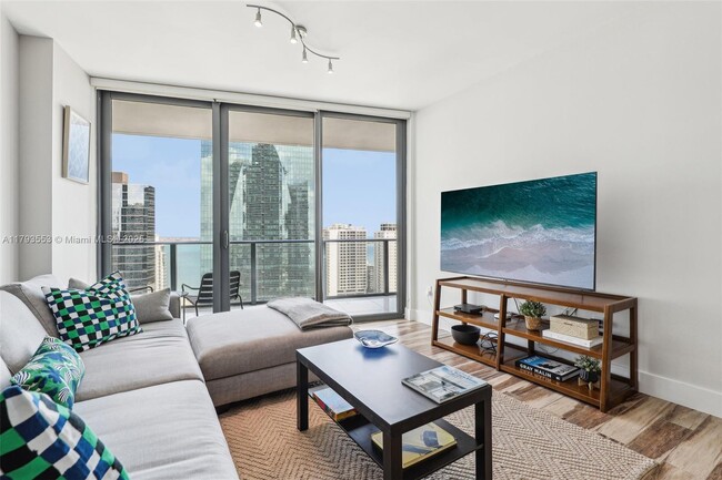 Foto del edificio - 1300 S Miami Ave