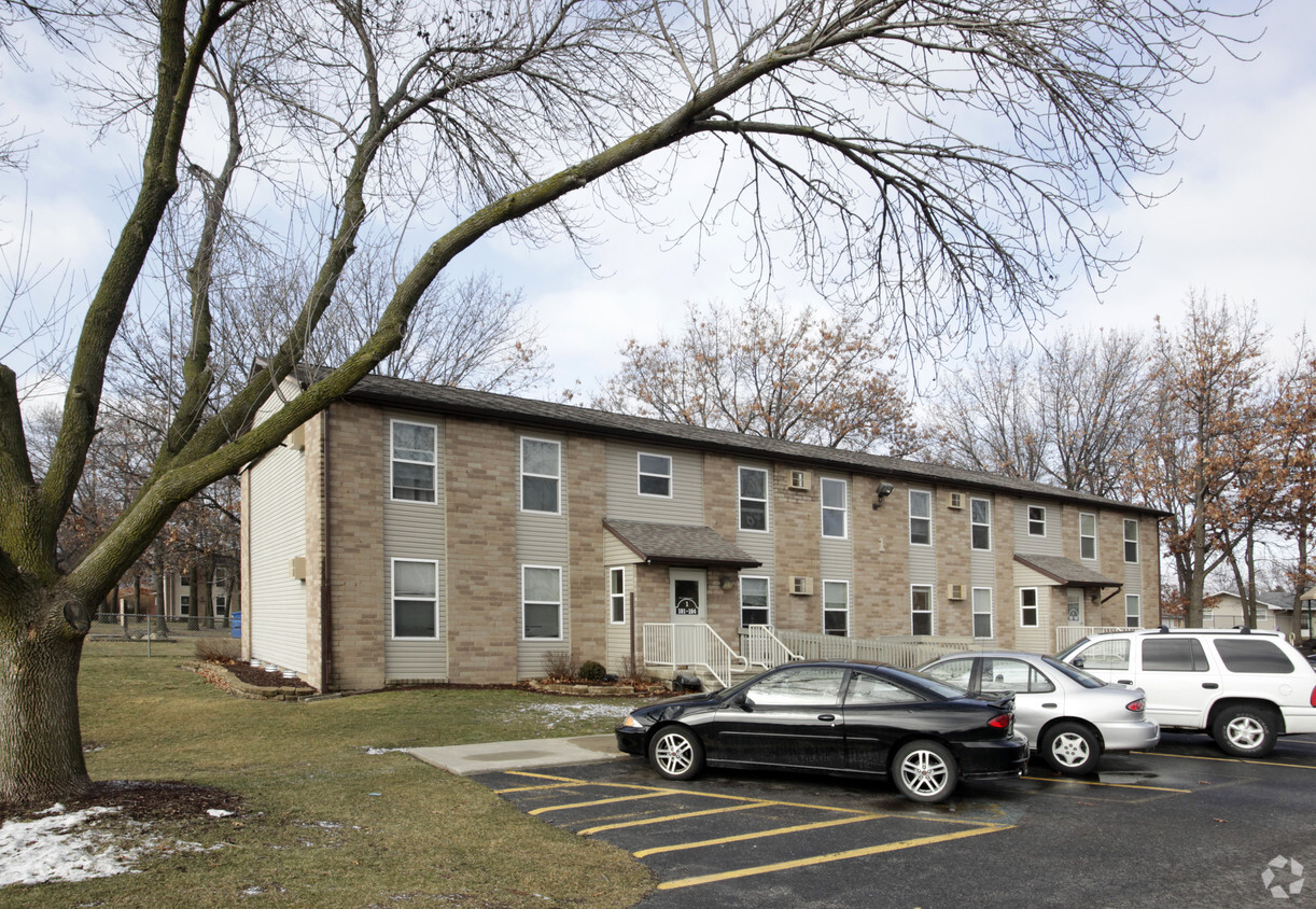 Building Photo - Morris Family Apartments