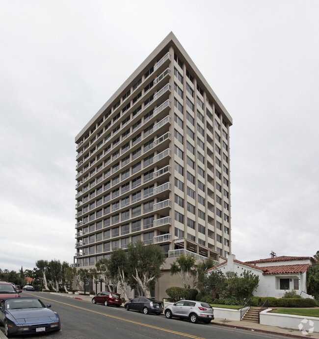 Primary Photo - Century Plaza Towers