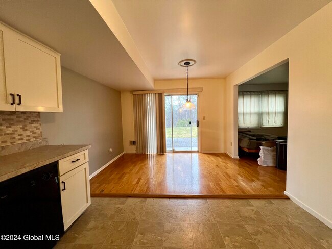 Foto del edificio - 44 Esplande St