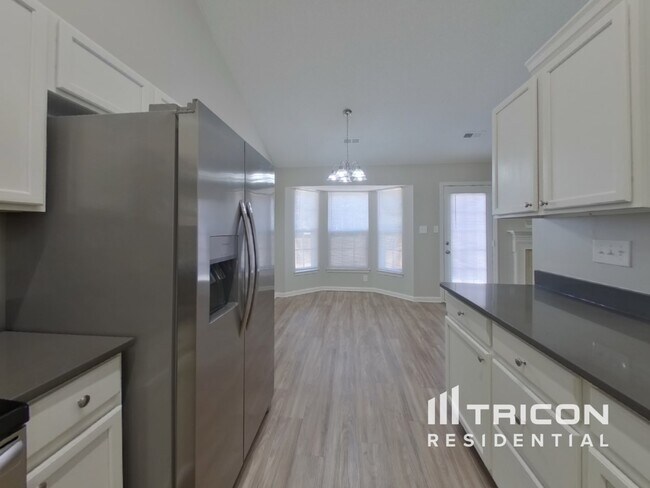 Building Photo - 958 Milkwood Ln