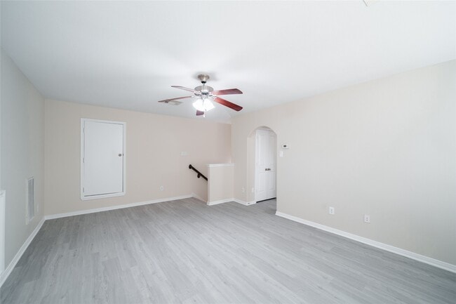 Building Photo - 12206 Cove Bluff Ct