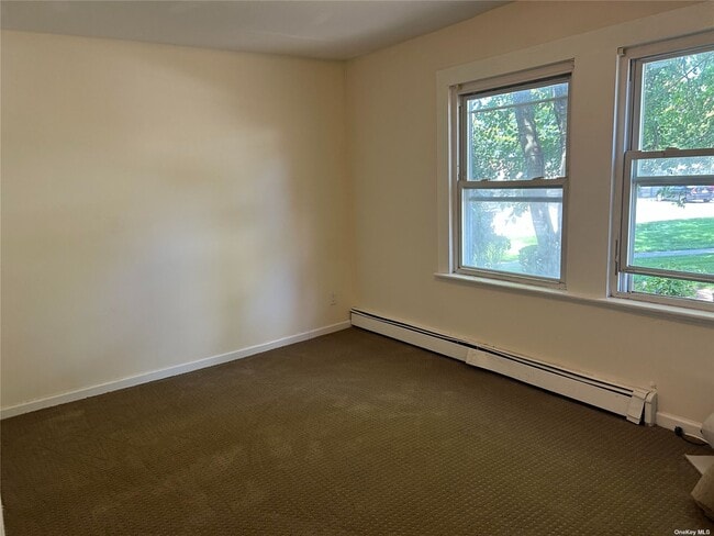 Building Photo - 610 Park Pl